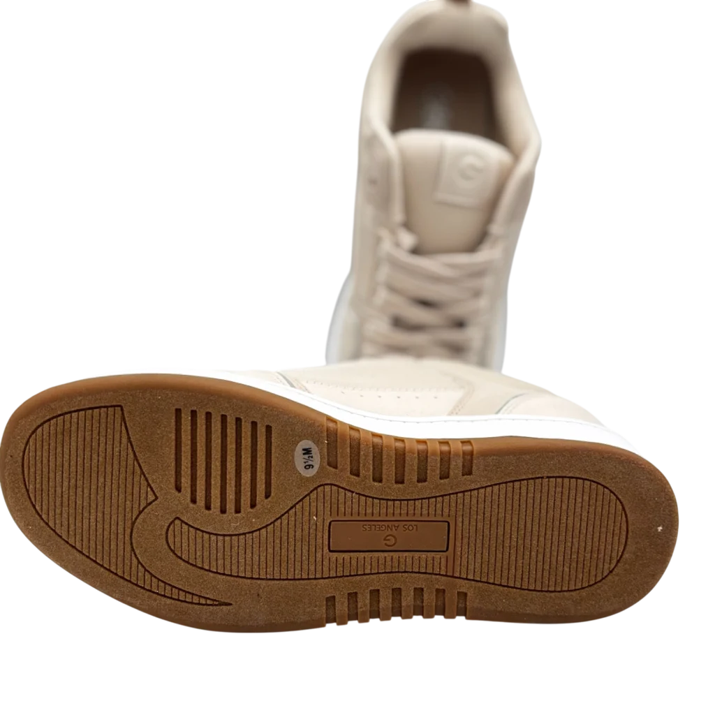 Outsole pattern of G Los Angeles Beige Low-Top Sneakers