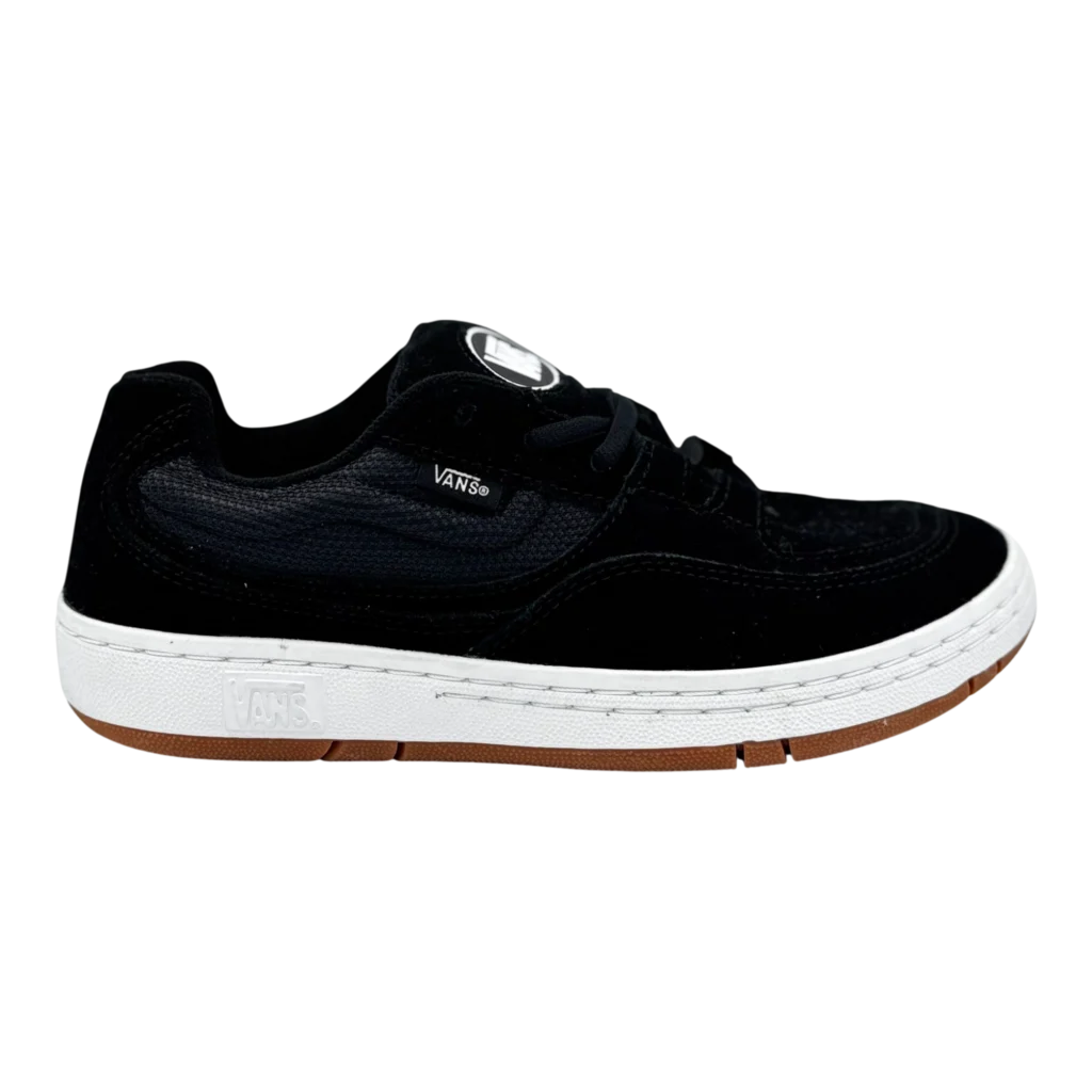 Outsole pattern of Vans Speed LS Men’s Black skate sneakers
